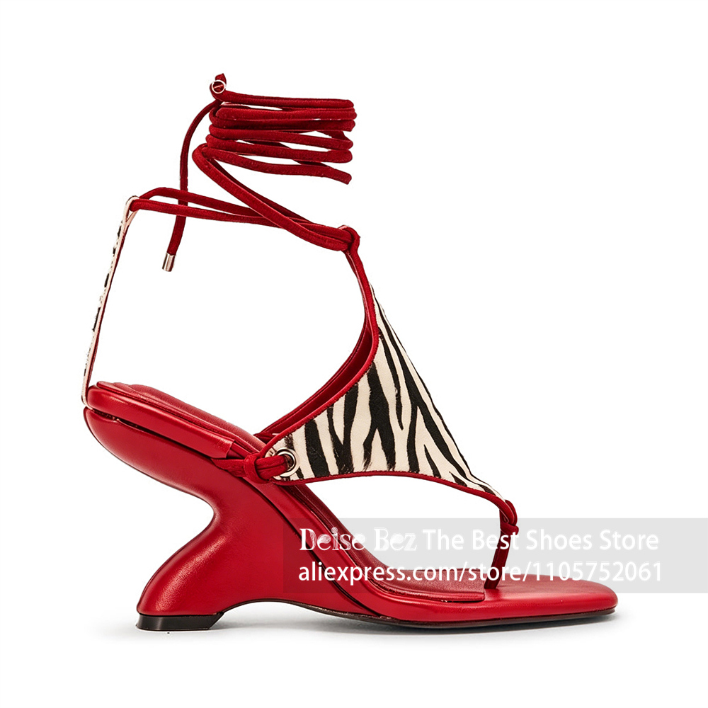 Sandal Strappy Heeled - Sandal Hak Tinggi Model Sculptural Motif