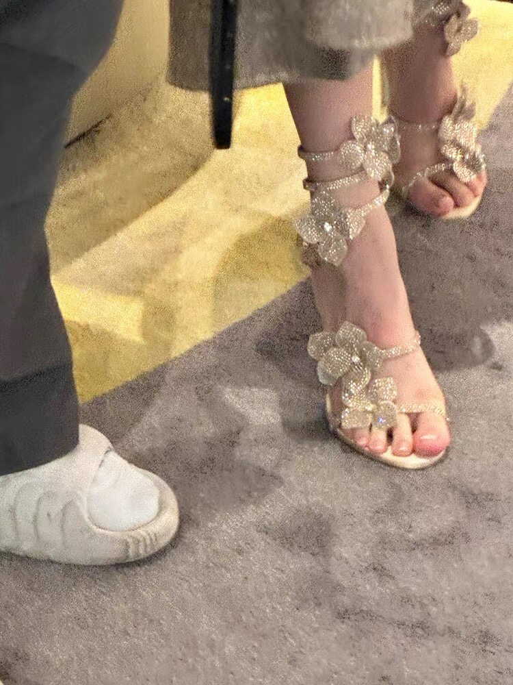 Sandal Stiletto Wanita dengan  - Sandal Strappy Heeled ulasan dan harga